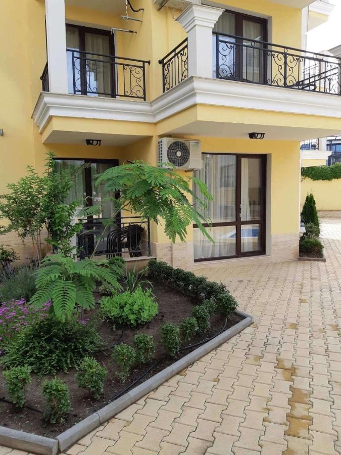 Horizon Katrina Apartments - Sea Line & Beach Access Sveti Vlas Luaran gambar