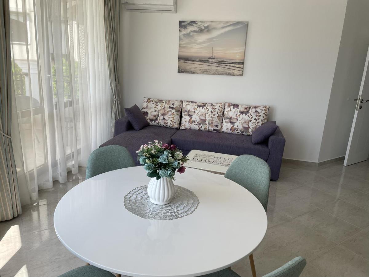 Horizon Katrina Apartments - Sea Line & Beach Access Sveti Vlas Luaran gambar