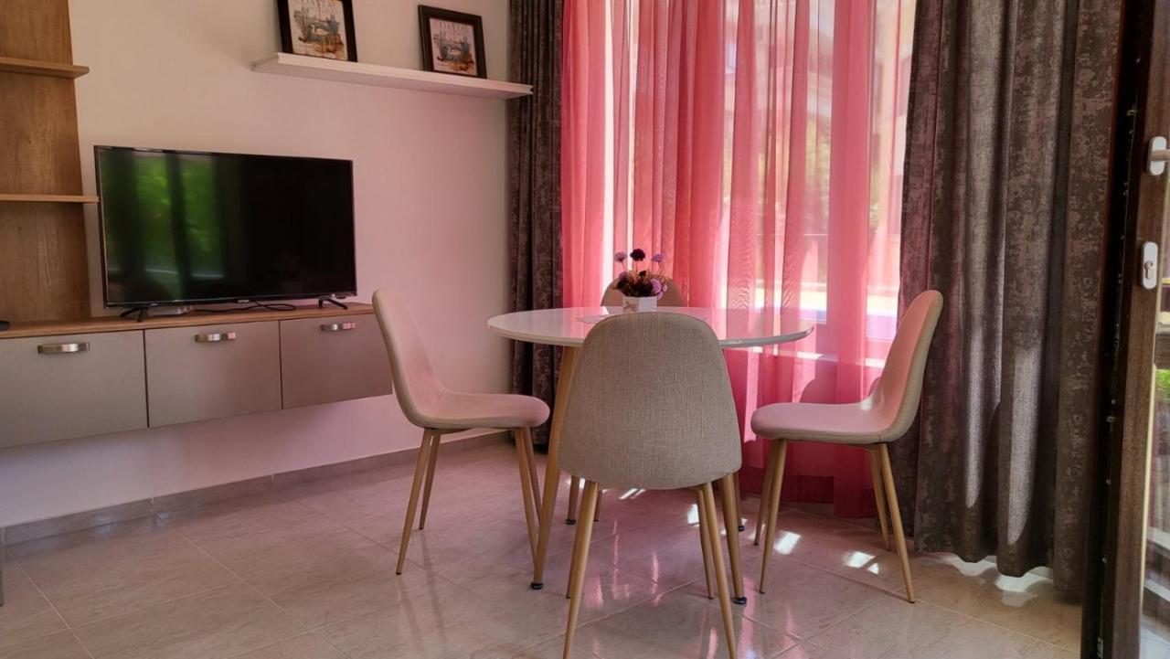 Horizon Katrina Apartments - Sea Line & Beach Access Sveti Vlas Luaran gambar